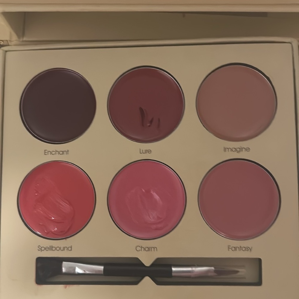 Pur Minerals Retired Cinderella Collection - Picture 7 of 8